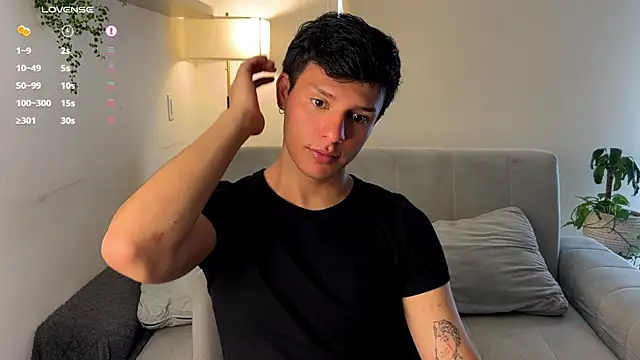 Snapshot of Alexxblue chatting on 11/14/25, 07:01 Alexxblue online show from 11/14/25, 07:01