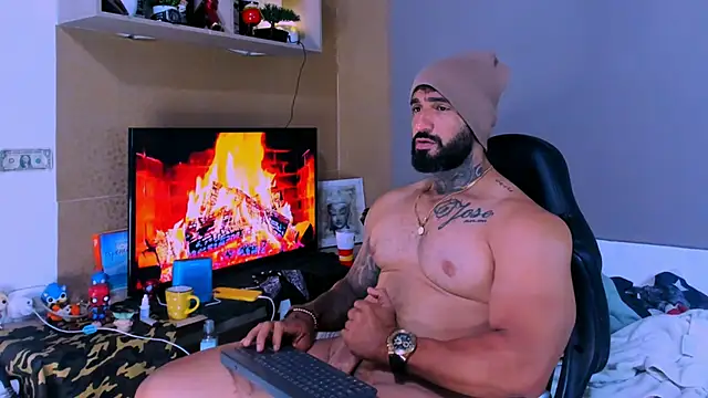naugthy dominant online show from 12/09/24, 07:17