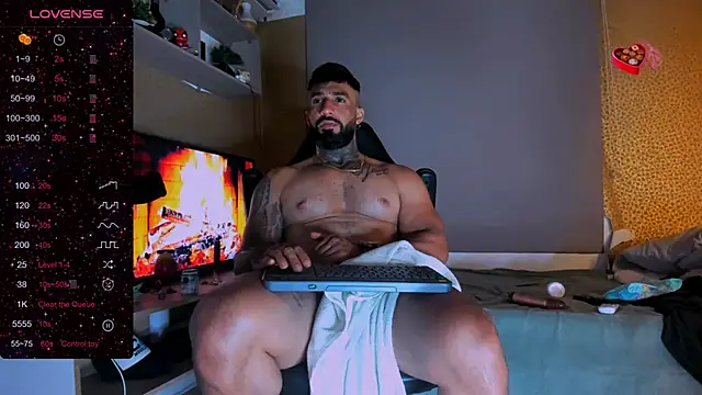 naugthy dominant online show from 12/16/24, 06:32