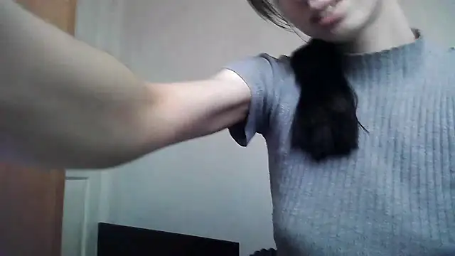 ElizaSwon online show from 09/23/25, 01:36