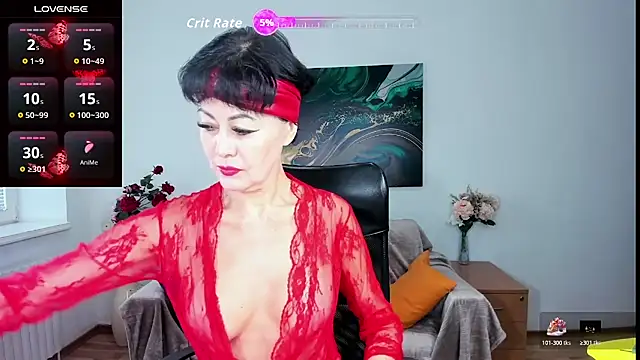 Snapshot of Silvia_Wallec chatting on 10/31/25, 06:47 Silvia Wallec online show from 10/31/25, 06:47