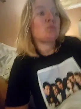 lady charlyne online show from 02/26/25, 08:11