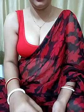 Snapshot of Priya_Boudi chatting on 12/27/24, 05:48 Priya Boudi online show from 12/27/24, 05:48
