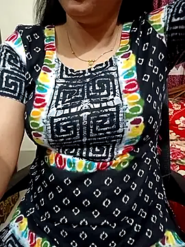 Snapshot of Priya_Boudi chatting on 10/10/25, 06:07 Priya Boudi online show from 10/10/25, 06:07