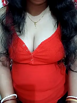 Snapshot of Priya_Boudi chatting on 11/12/25, 06:52 Priya Boudi online show from 11/12/25, 06:52