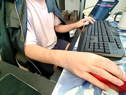 match113 online show from 10/11/25, 04:16