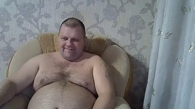 Snapshot of Nilola6 chatting on 02/07/25, 01:43 Nilola6 online show from 02/07/25, 01:43