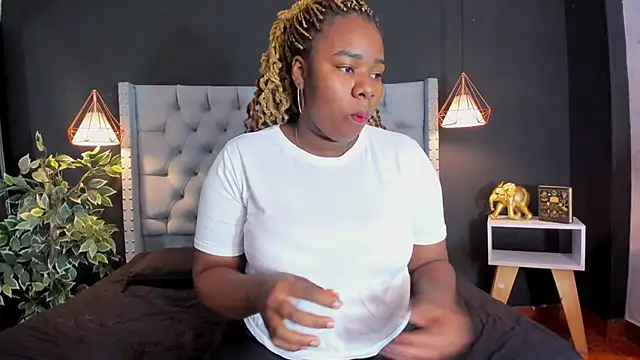 Snapshot of Tammy__vega_ chatting on 01/22/25, 03:31 Tammy vega online show from 01/22/25, 03:31
