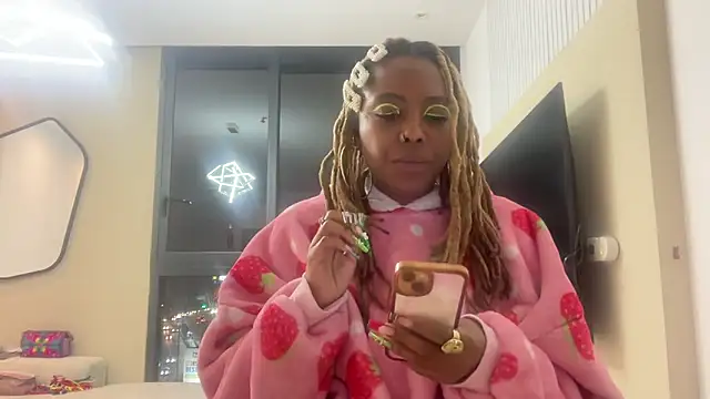 ChocolateCakeQueen online show from 01/20/25, 12:15