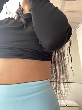 hannahb-e online show from 01/15/25, 04:11