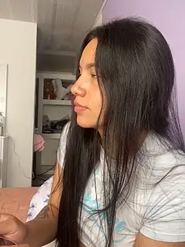 hannahb-e online show from 02/04/25, 06:27