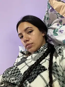 hannahb-e online show from 02/05/25, 04:16