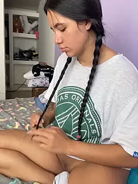 hannahb-e online show from 02/07/25, 07:38