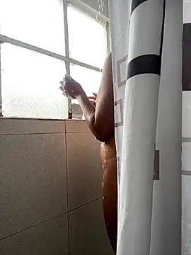 hannahb-e online show from 10/29/25, 08:32