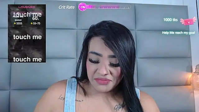Snapshot of emily_brontee_ chatting on 02/12/25, 12:44 emily brontee online show from 02/12/25, 12:44