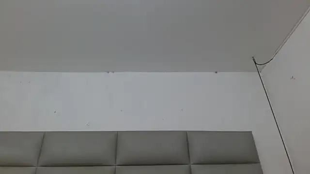 emily brontee  online show from 11/04/25, 01:21