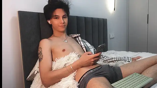 k0sta  online show from 02/10/25, 05:30