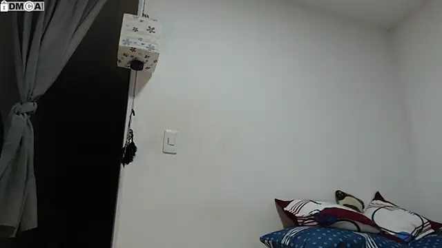 AlinaWoolf  online show from 11/04/25, 04:11