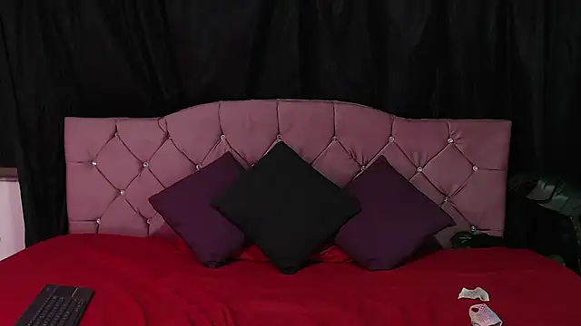 Snapshot of Cataleya_divine chatting on 09/18/25, 11:01 Cataleya divine online show from 09/18/25, 11:01