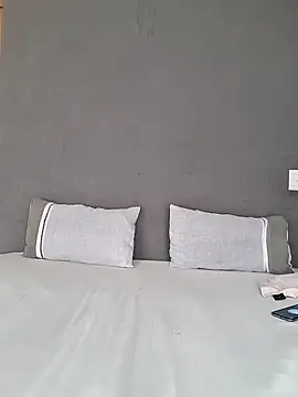 Snapshot of Jazmine-Blue chatting on 12/28/24, 08:48 Jazmine-Blue online show from 12/28/24, 08:48