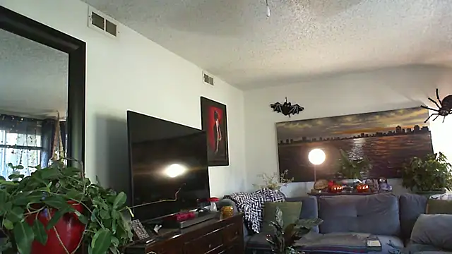 CeceilaMoon online show from 10/23/25, 02:38