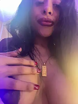 canela 10 online show from 10/22/25, 03:07