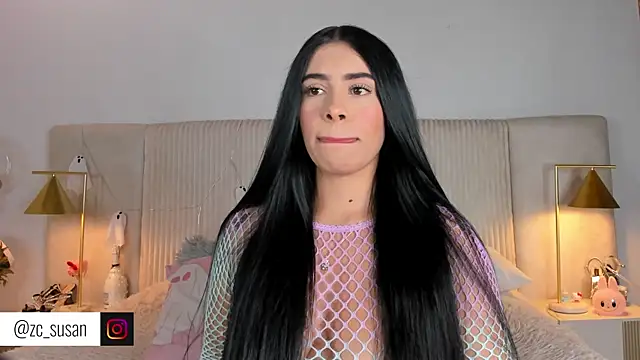 Snapshot of susan_zc chatting on 11/01/25, 08:00 susan zc online show from 11/01/25, 08:00