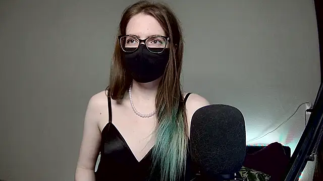 amber candyfloss online show from 10/06/25, 11:02