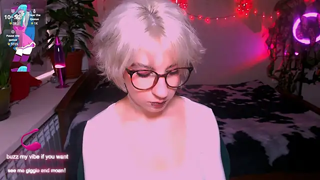  Moonlight t online show from 09/22/25, 11:23