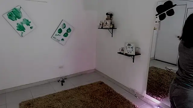 lollita 23  online show from 10/26/25, 01:50