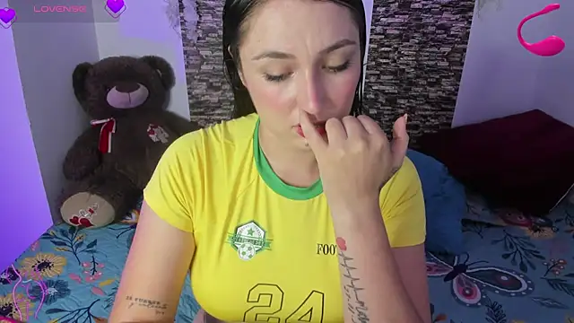 linda montoya online show from 10/23/25, 10:41