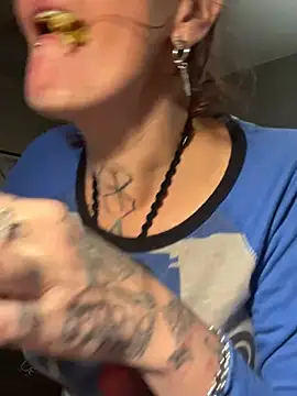 renegade vyxxen online show from 12/23/24, 02:02