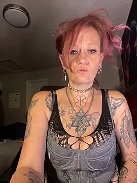 renegade vyxxen online show from 02/19/25, 08:33