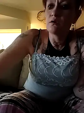 renegade vyxxen online show from 11/21/25, 02:21