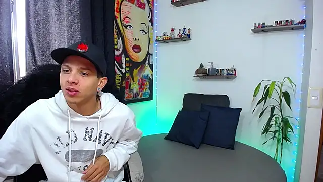 HillAndJack333 online show from 01/21/25, 12:07