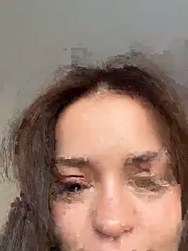 Snapshot of AngelinaTeller chatting on 11/17/25, 02:28 AngelinaTeller online show from 11/17/25, 02:28