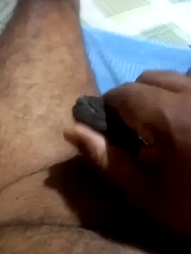 Snapshot of kznguy chatting on 10/09/25, 07:45 kznguy online show from 10/09/25, 07:45