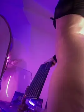 Snapshot of SakuraKato chatting on 01/29/25, 07:11 SakuraKato online show from 01/29/25, 07:11