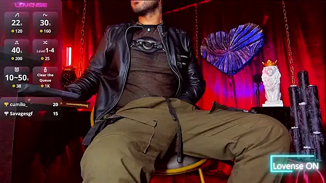 Snapshot of LatinMilk_ chatting on 12/06/24, 07:43 LatinMilk online show from 12/06/24, 07:43