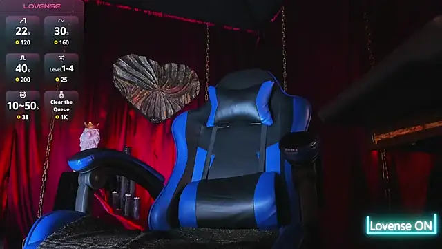 Snapshot of LatinMilk_ chatting on 03/06/25, 09:47 LatinMilk online show from 03/06/25, 09:47