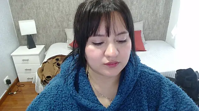 Snapshot of dannarossy_ chatting on 01/17/25, 11:17 dannarossy online show from 01/17/25, 11:17