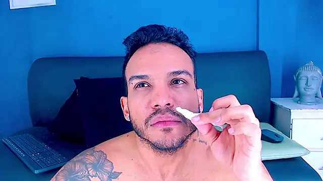 ricky vill  online show from 02/04/25, 06:57