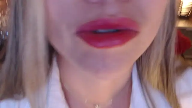 Snapshot of Ammy_Castro chatting on 02/17/25, 08:36 Ammy Castro online show from 02/17/25, 08:36