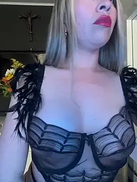 Snapshot of Ammy_Castro chatting on 02/19/25, 05:49 Ammy Castro online show from 02/19/25, 05:49