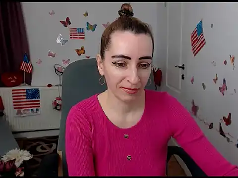 Snapshot of EvelynAngell chatting on 01/27/25, 06:52 EvelynAngell online show from 01/27/25, 06:52