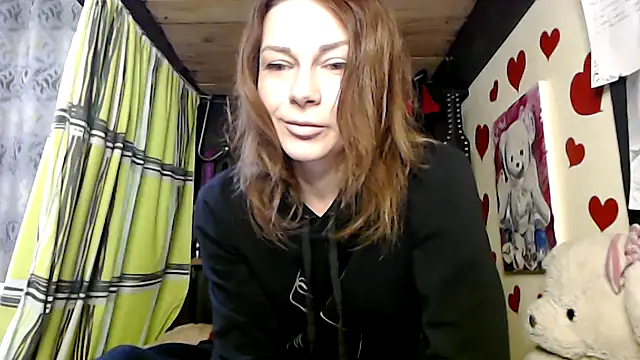 Snapshot of HarleyQuinn_69 chatting on 12/27/24, 01:18 HarleyQuinn 69 online show from 12/27/24, 01:18