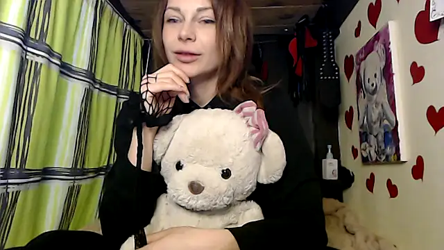 Snapshot of HarleyQuinn_69 chatting on 12/27/24, 04:21 HarleyQuinn 69 online show from 12/27/24, 04:21