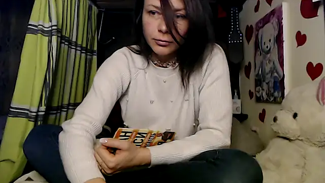 Snapshot of HarleyQuinn_69 chatting on 02/02/25, 11:32 HarleyQuinn 69 online show from 02/02/25, 11:32