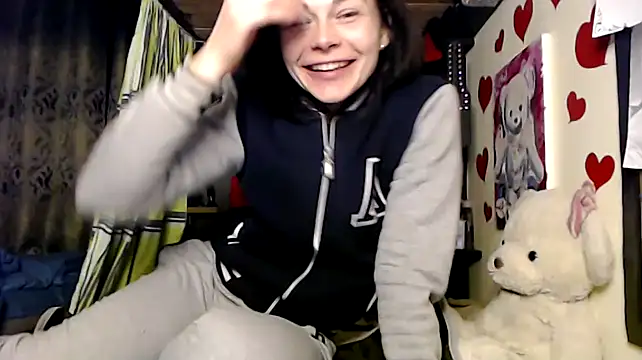 Snapshot of HarleyQuinn_69 chatting on 02/16/25, 02:09 HarleyQuinn 69 online show from 02/16/25, 02:09