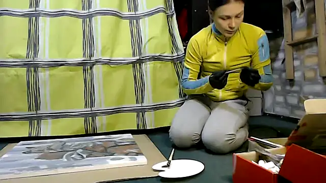 Snapshot of HarleyQuinn_69 chatting on 02/17/25, 03:42 HarleyQuinn 69 online show from 02/17/25, 03:42